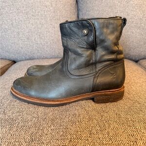 Frye Mara Button Short Boots